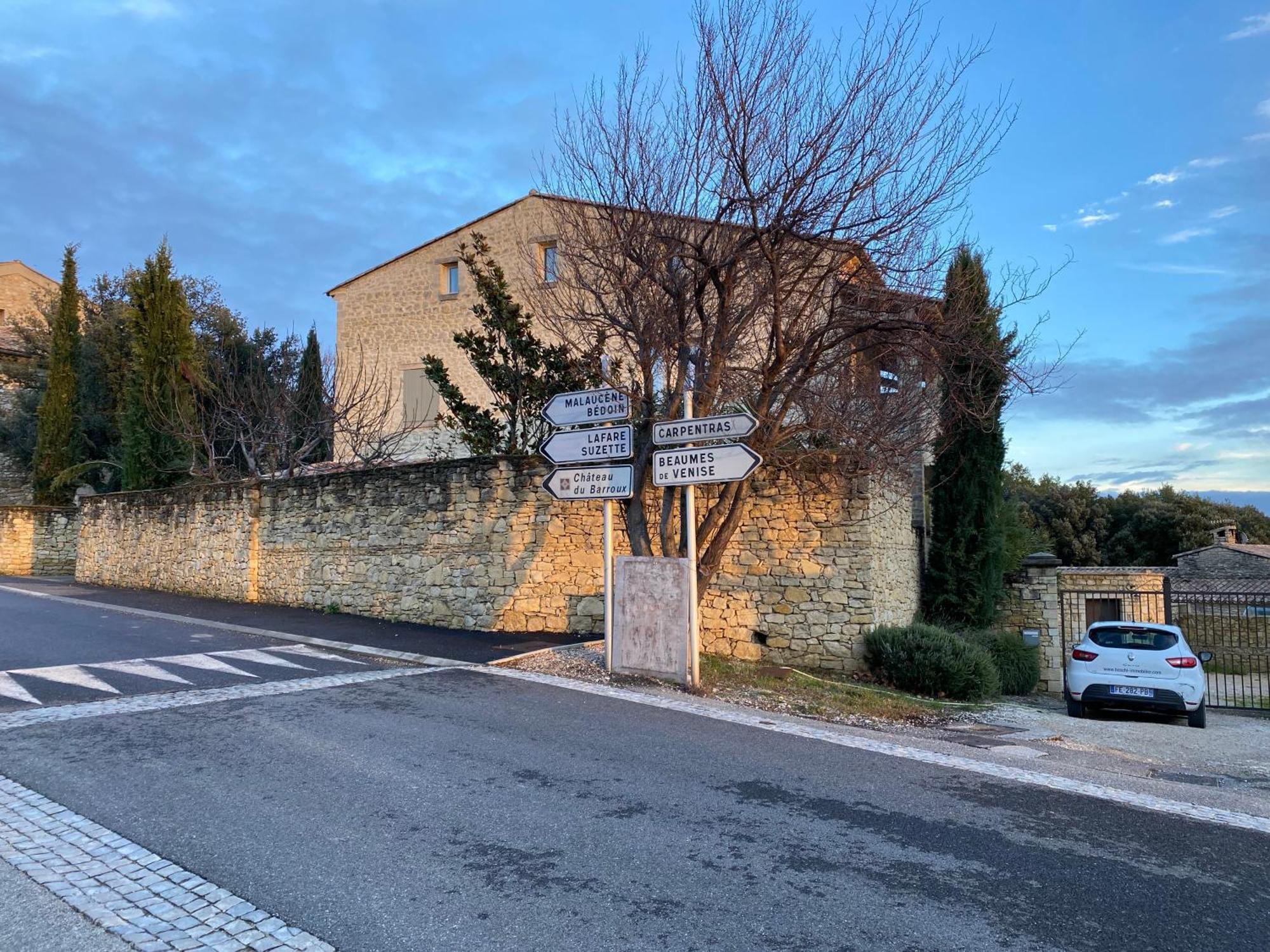 Les-Pepites-De-Badou Presentent La Graviere Le Barroux Bagian luar foto